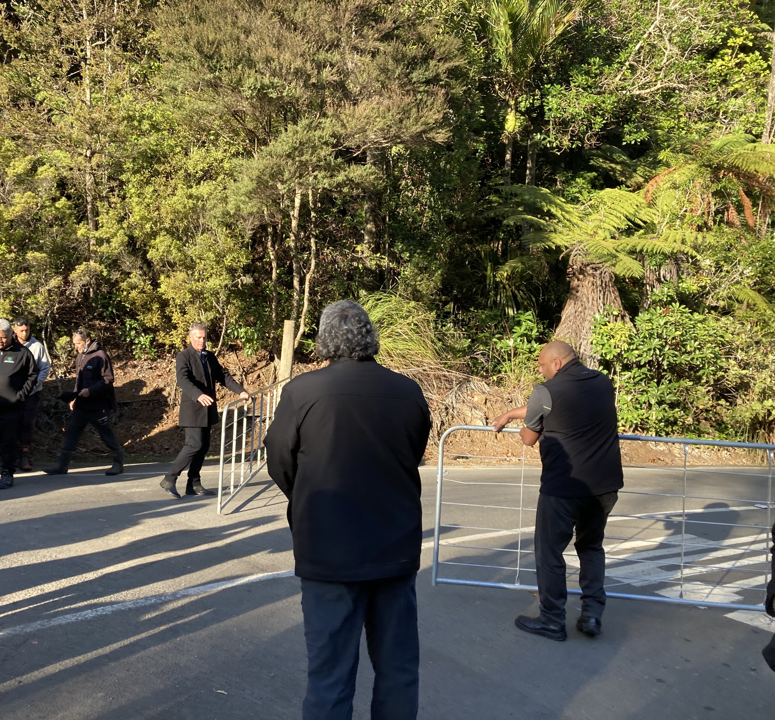 Thomas Hohaia, Chair of Te Roroa Whatu Ora and Manawhenua Trusts, with Dr Jason Smith, Mayor of Kaipara District Council opened the gates to allow the first cars through.